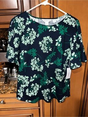 Brand New Liz Claiborne Navy Short-Sleeve Top with Green & Mint Floral Print
